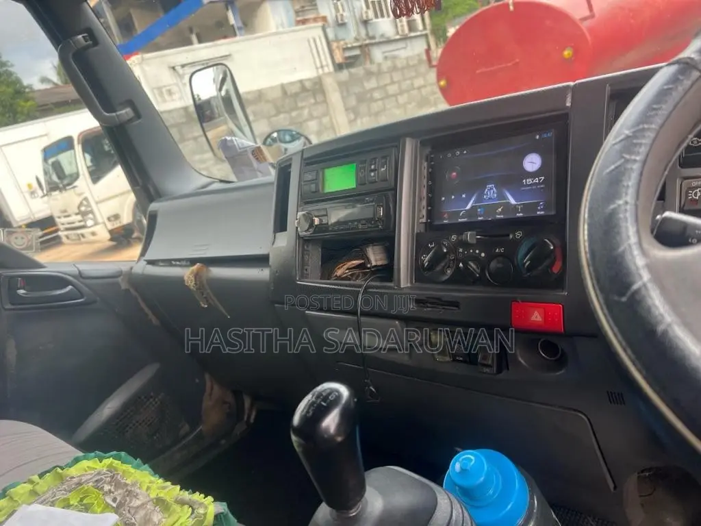 Isuzu Freezer 2011 Lorry (Used)