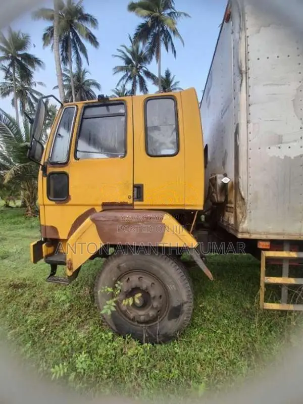 Ashok-Leyland 1618 2010 Lorry (Used)