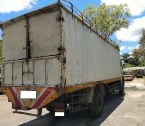 Tata LPT 1618 06 Wheel 2011 Lorry (Used)