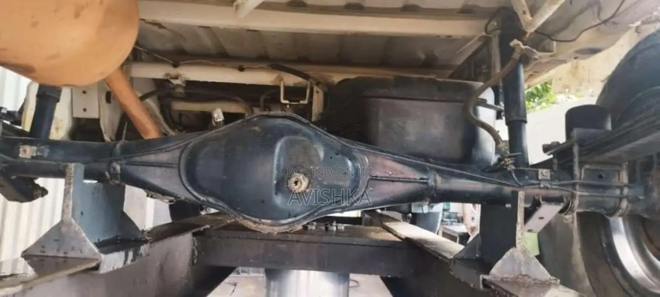 Suzuki Carry 2013 Lorry (Used)