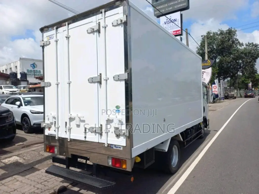 Isuzu ELF 2017 Lorry Unregistered (Recondition)