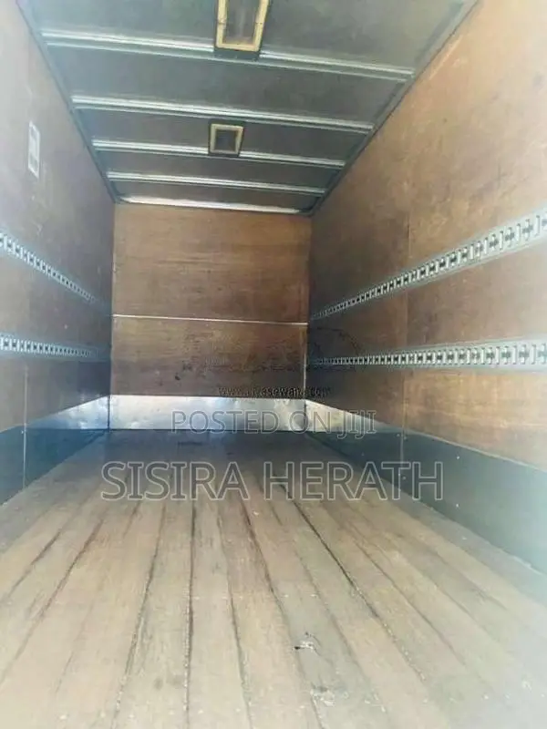 Mitsubishi Canter 2012 Lorry (Used)