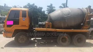 Isuzu Truck Mixer 1996 Lorry (Used)