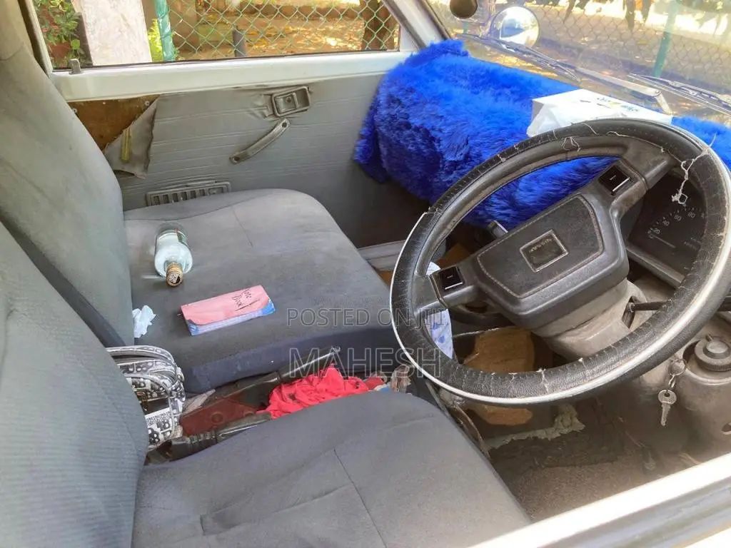 Nissan Vanette 1995 Lorry (Used)