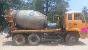 Isuzu Truck Mixer 1996 Lorry (Used)