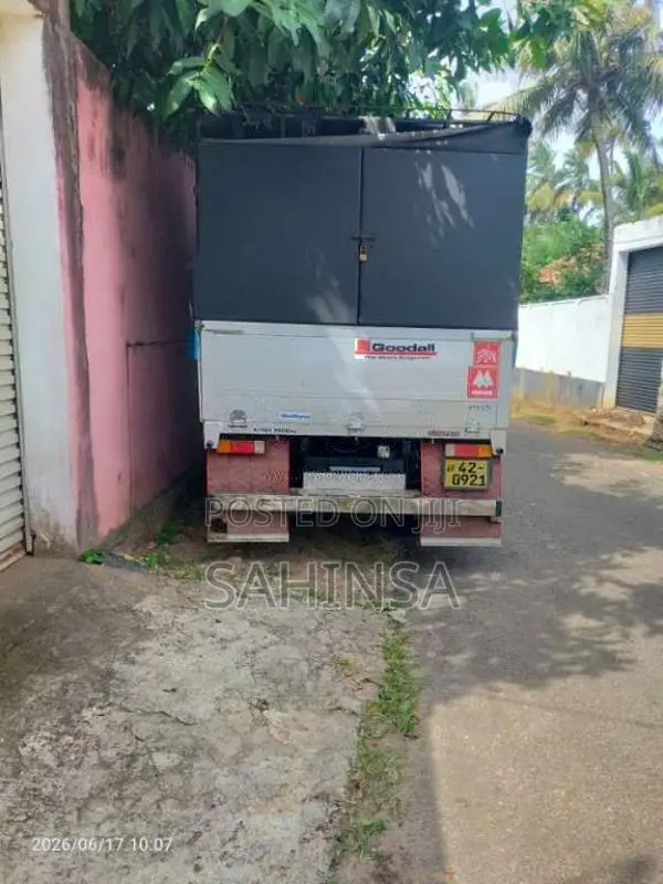 Mitsubishi Fuso 1990 Lorry (Used)