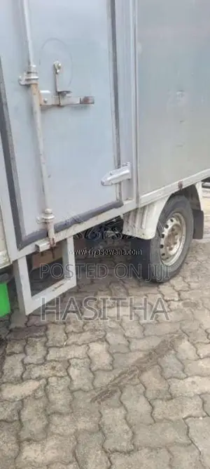 Mazda Brawny 2000 Lorry (Used)
