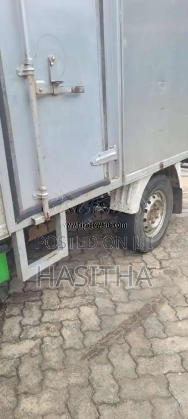 Mazda Brawny 2000 Lorry (Used)
