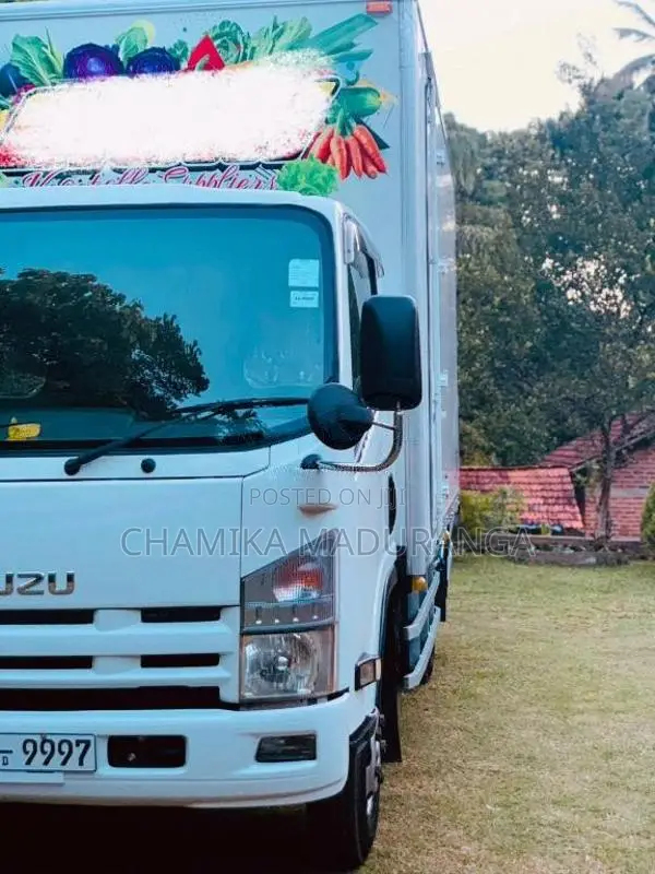Isuzu ELF 2015 Lorry (Used)
