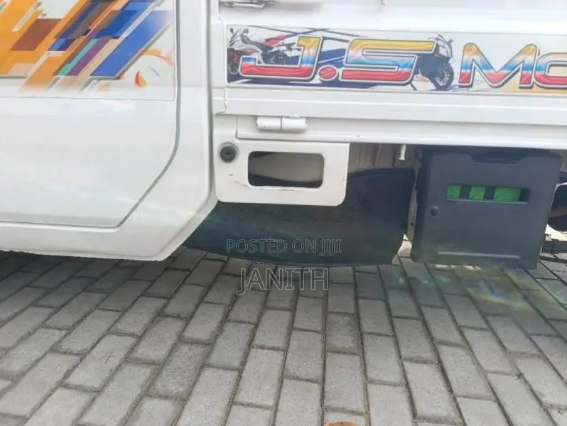 Suzuki Carry 2013 Lorry (Used)
