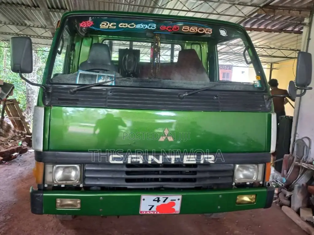 Mitsubishi Canter 1995 Lorry (Used)