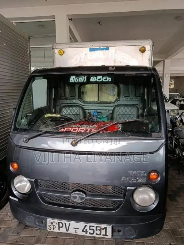 Tata Dimo Batta 2014 Lorry (Used)
