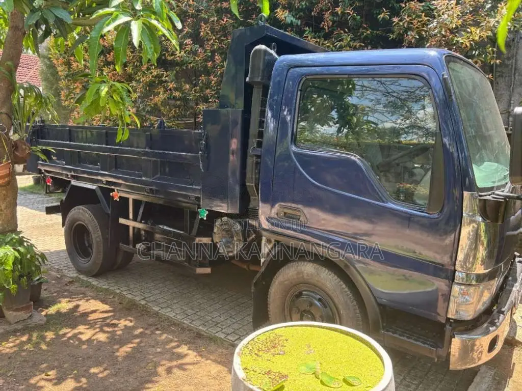 Mazda Titan Tipper 2003 Lorry (Used)