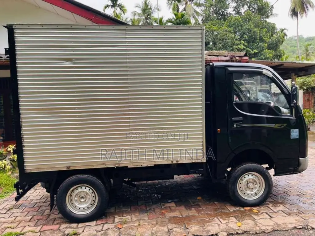 Tata Dimo Batta 2011 Lorry (Used)