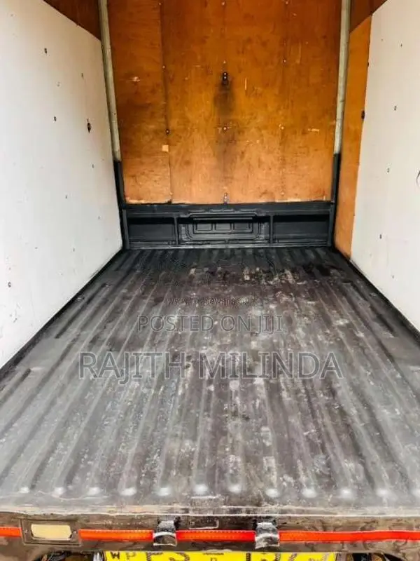 Tata Dimo Batta 2011 Lorry (Used)