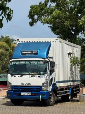 Isuzu Forward 2010 Lorry (Used)