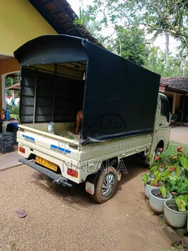 Tata Dimo Batta 2007 Lorry (Used)