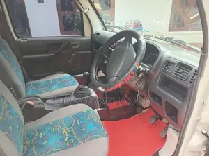 Mitsubishi 53 2005 Lorry (Used)