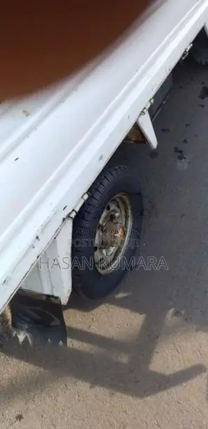 Daewoo Novus 2010 Lorry (Used)