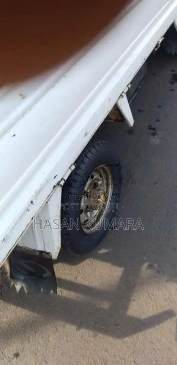 Daewoo Novus 2010 Lorry (Used)