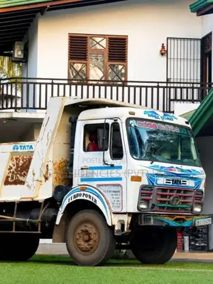 Tata 1615 2011 Lorry (Used)