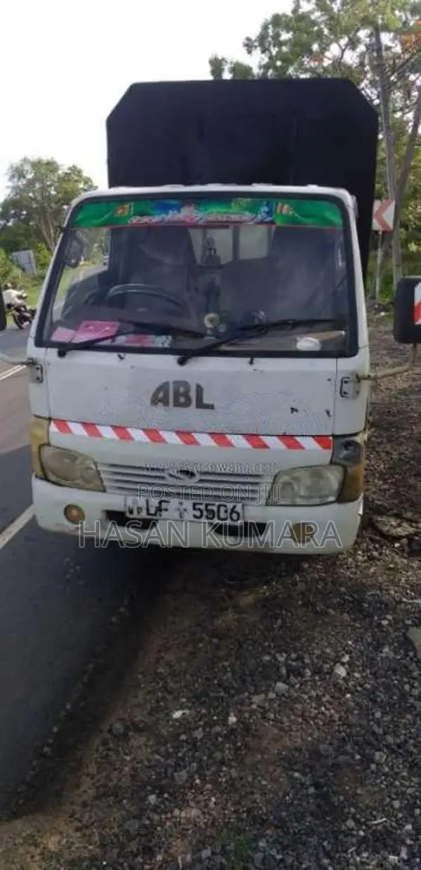 Daewoo Novus 2010 Lorry (Used)