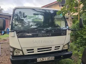 Isuzu ELF 2005 Lorry (Used)
