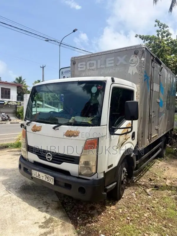 Nissan Cabstar 2006 Lorry (Used)