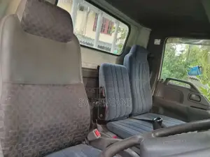 Isuzu ELF 2005 Lorry (Used)