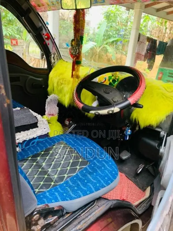 Tata Dimo Batta 2013 Lorry (Used)