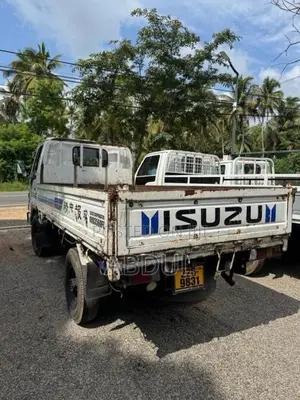Isuzu NHR 1993 Lorry (Used)