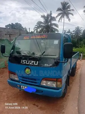 Isuzu ELF 1984 Lorry (Used)