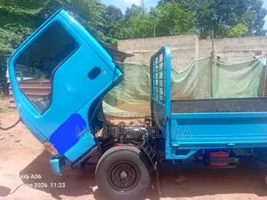 Isuzu ELF 1984 Lorry (Used)