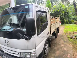 Mazda Titan 2002 Lorry (Used)
