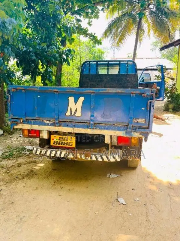 Isuzu Isuzu 1985 Lorry (Used)