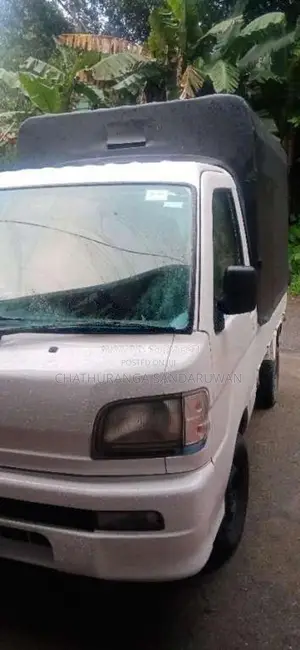 Daihatsu Hijet 2003 Lorry (Used)