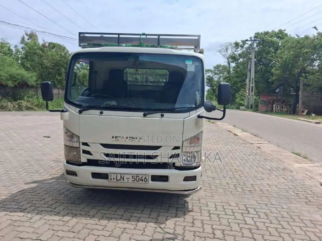 Isuzu Isuzu 2012 Lorry (Used)