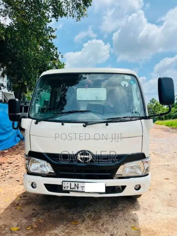 HINO 1 Cube Tipper 2018 Lorry (Used)
