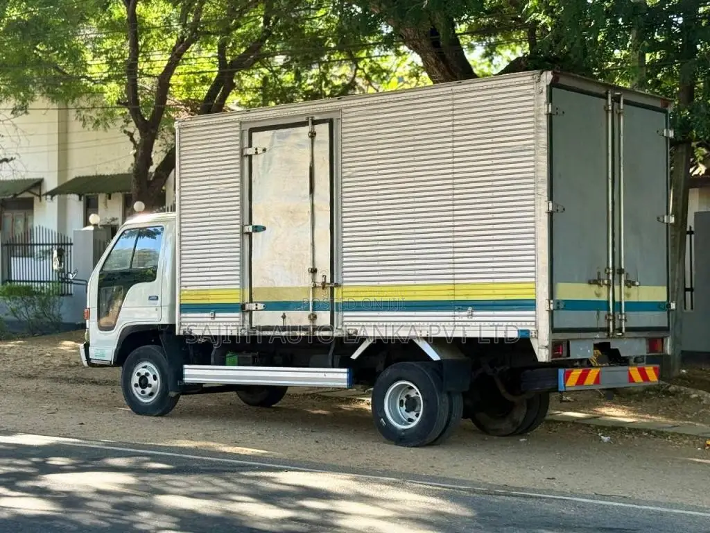 Isuzu Elf 1995 Lorry (Used)