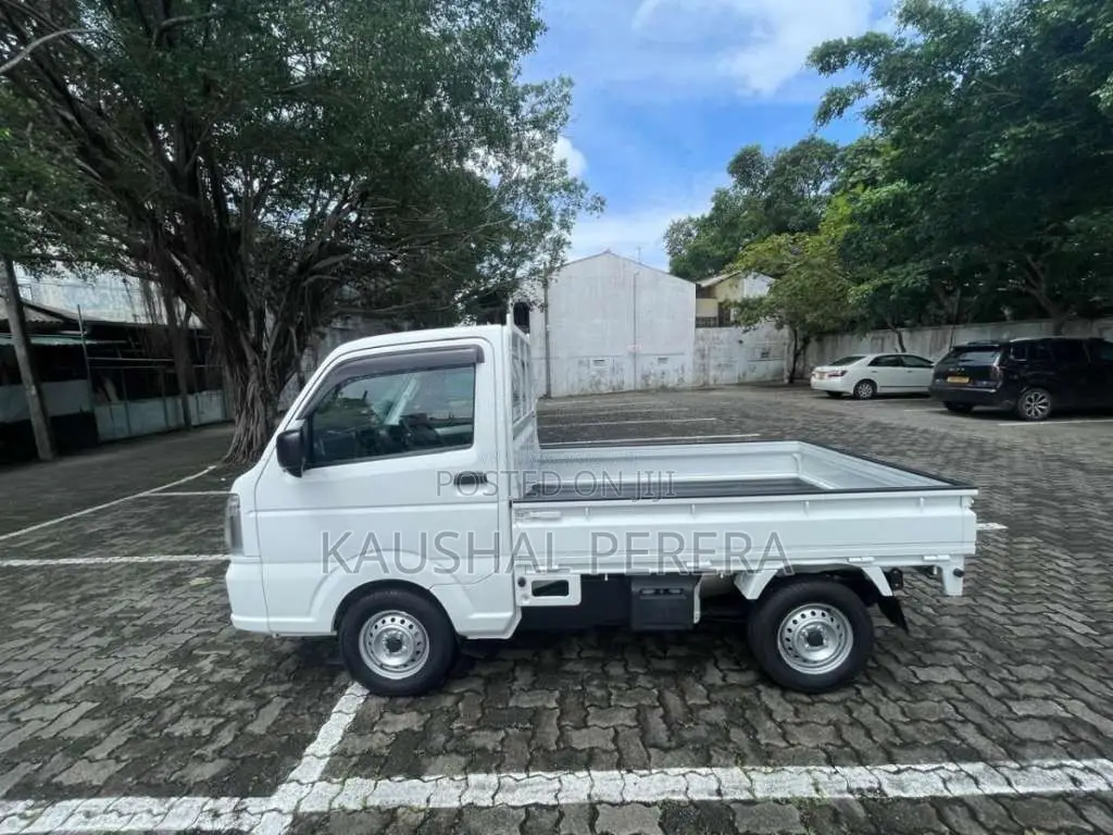 Suzuki Carry 4WD 2024 Lorry Unregistered (Recondition)