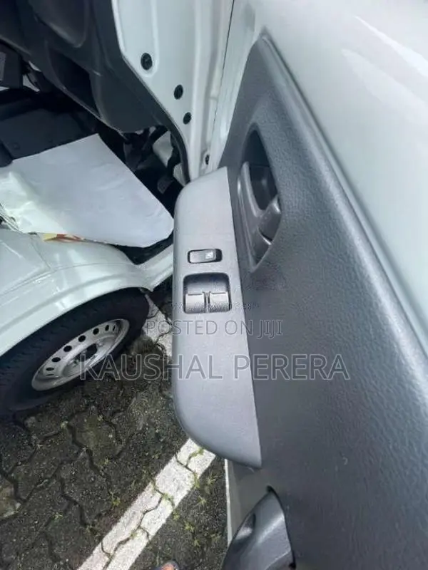 Suzuki Carry 4WD 2024 Lorry Unregistered (Recondition)