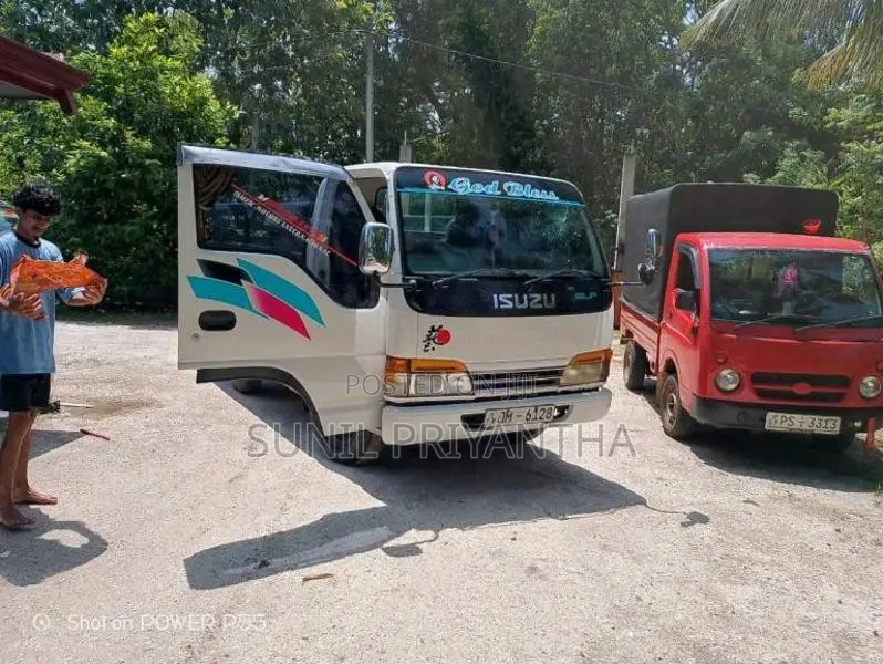 Isuzu Isuzu 2000 Lorry (Used)