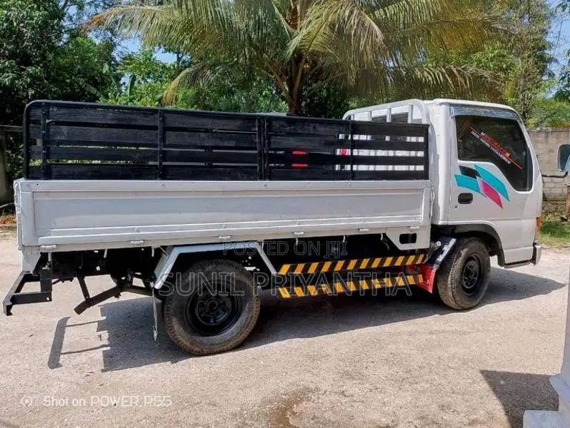 Isuzu Isuzu 2000 Lorry (Used)