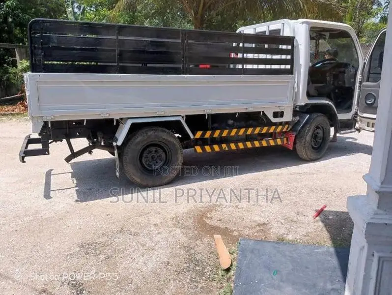 Isuzu Isuzu 2000 Lorry (Used)