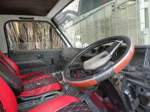 Isuzu Isuzu 1987 Lorry (Used)