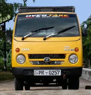 Tata Dimo Batta 2011 Lorry (Used)
