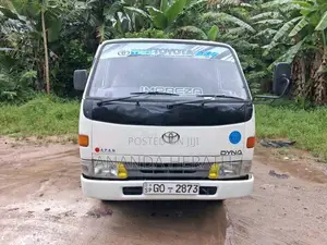 Toyota Dyna 1995 Lorry (Used)