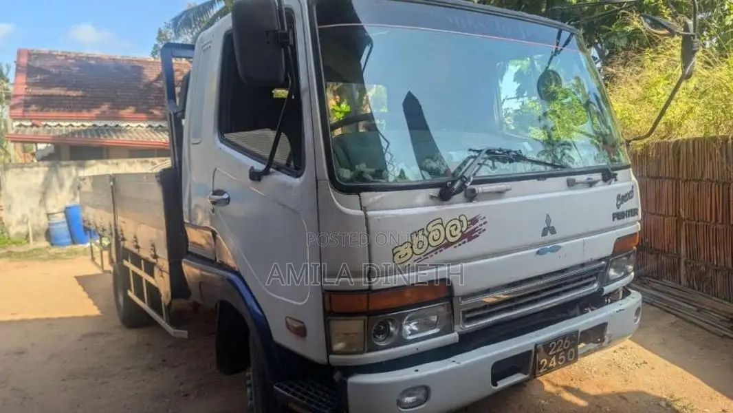 Mitsubishi Fuso 1994 Lorry (Used)