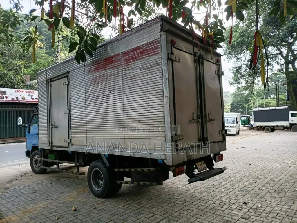 Toyota TOYOACE 1994 Lorry (Used)