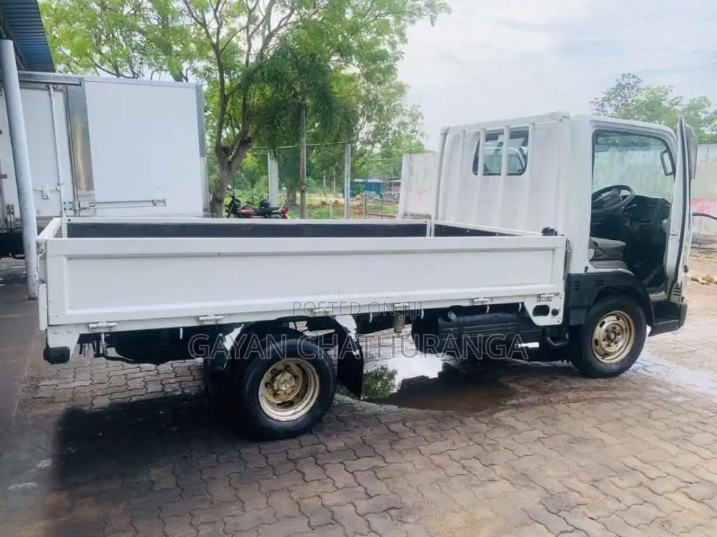 Mazda Titan 2006 Lorry (Used)